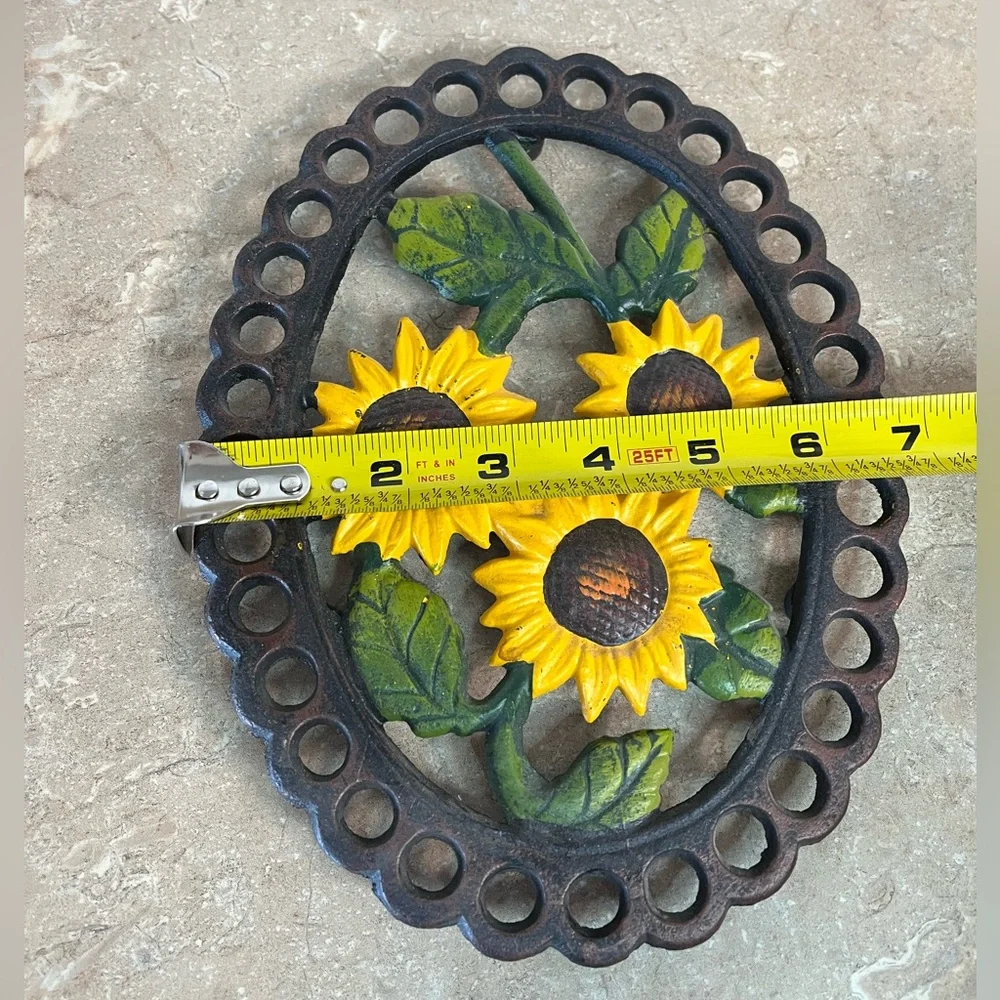 Sunflower cast iron trivet